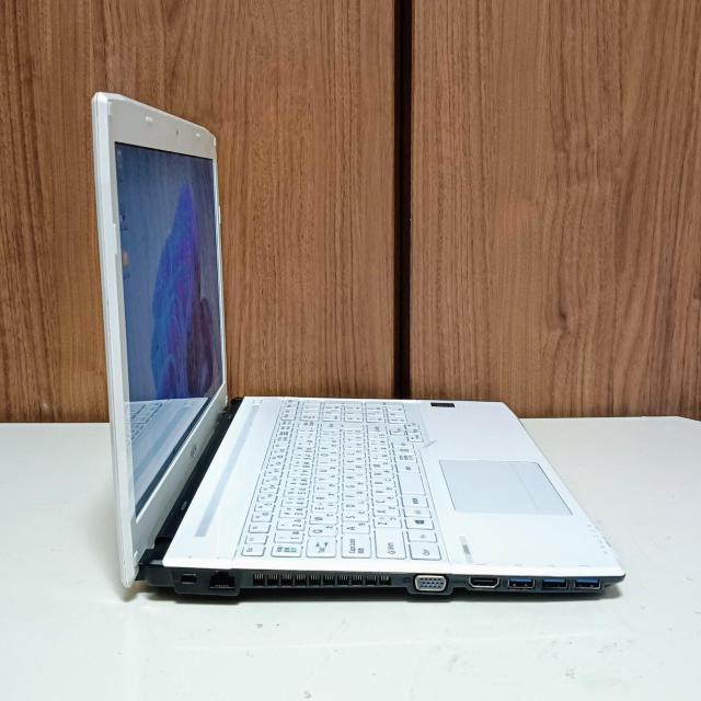 FUJITSU LIFEBOOK Corei5 ������16GB SSD500GB �m�[�g�p�\�R�� Web�J���� Windows11 �� PC�{��/���Ӌ@��� 