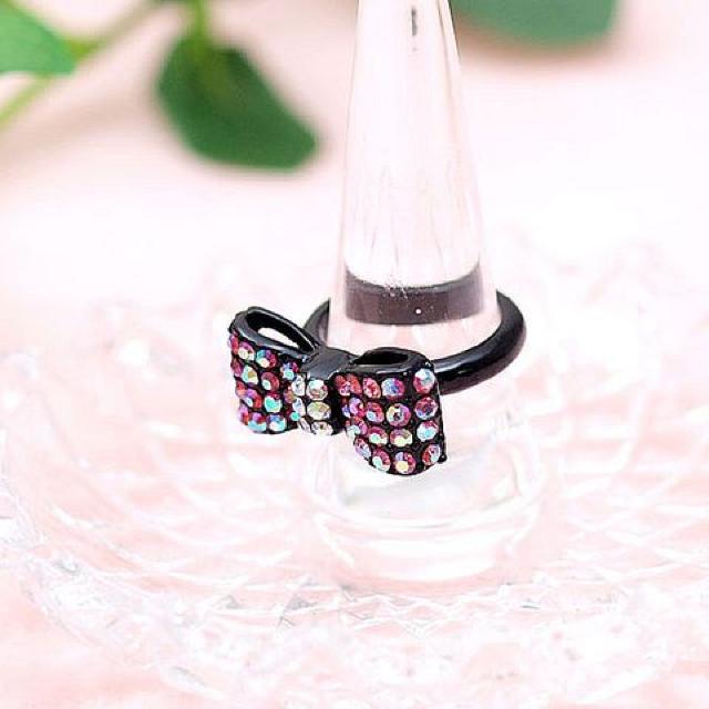 ★オクタントクリスタル・パヴェリボンリング★BK×P < 女性アクセサリー/時計  ★オクタントクリスタル・パヴェリボンリング★BK×P  < 女性アクセサリー/時計の