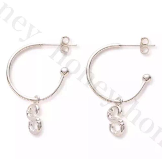 セール●定価3,190円●S字イニシャル付きフープピアス●ROSE BUD < ブランド  セール●定価3,190円●S字イニシャル付きフープピアス●ROSE BUD < ブランドの