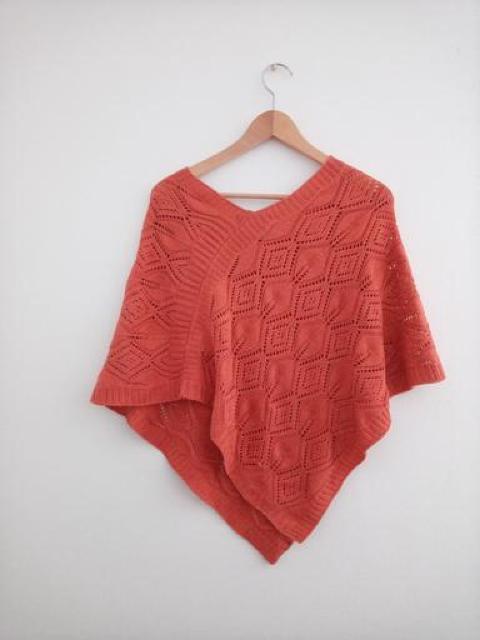 MK MICHEL KLEIN☆アシンメトリー かぎ編み ニット ポンチョ  サイズ38 < ブランド  MK MICHEL KLEIN☆アシンメトリー かぎ編み ニット ポンチョ  サイズ38 < ブランドの