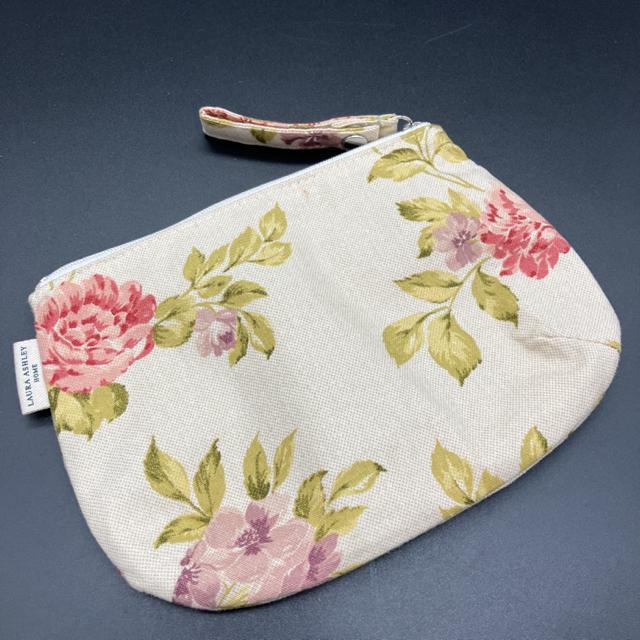  LAURA ASHLEY [AVC |[`   uh 