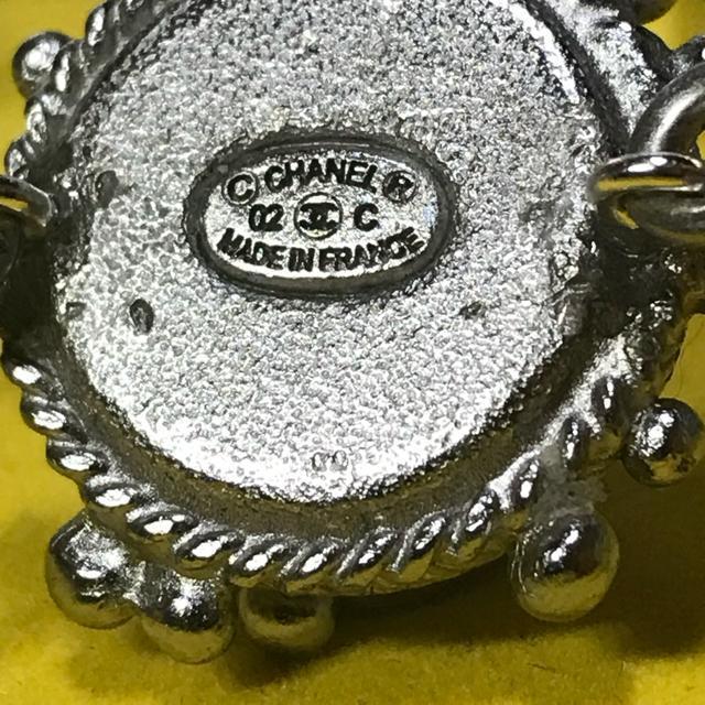 正規品 シャネル CoCo&フェイクパール ワイヤーバングル シルバー < ブランド  正規品 シャネル CoCo&フェイクパール ワイヤーバングル シルバー < ブランドの