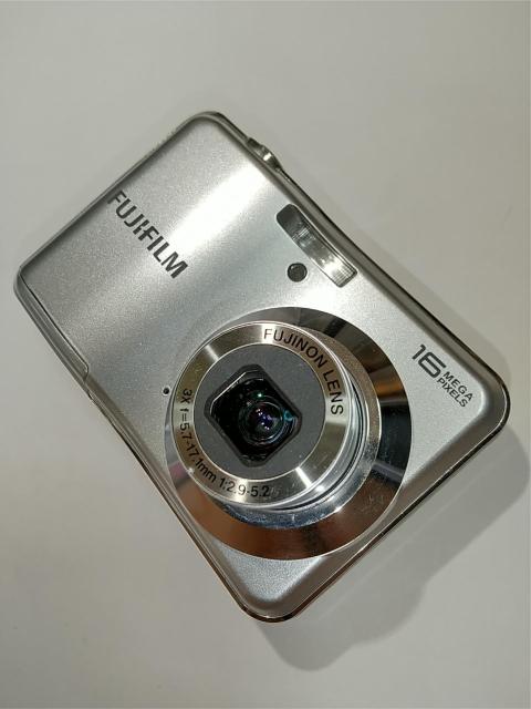 FUJIFILM FINEPIX AV250  �� �Ɠd/AV�� 