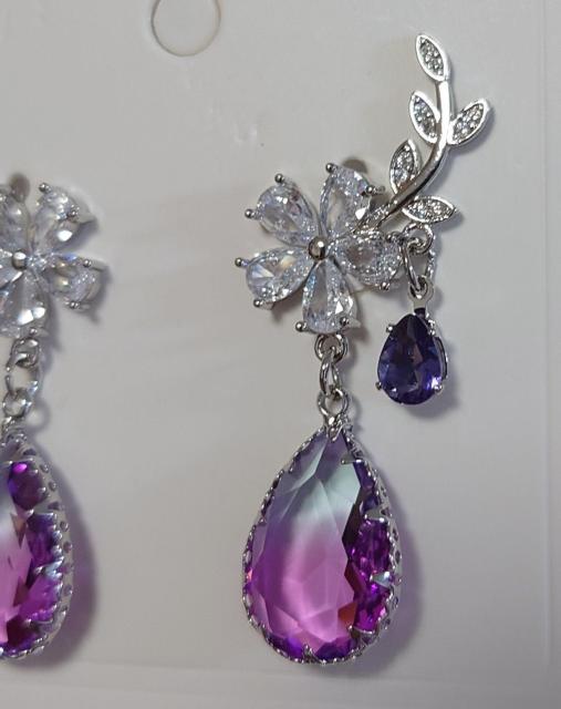 ���f�B�[�X�s�A�X�@�@�������s�A�X�@�@�Y��ȃs�A�X�@�@�W���R�j�A�@�@�@�h���X�ɍ����s�A�X�@�@�@�X�[�c�ɍ����s�A�X�@�@���s�A�X�@�@ �� �����A�N�Z�T���[/���v�� 