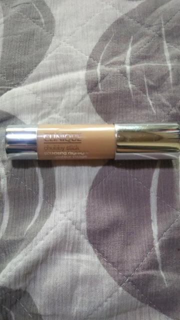 CLINIQUE チャビースティック スカルプティングハイライト スーパースターライト 残量8割程 フェースカラー アイカラー < 香水/コスメ/ネイル  CLINIQUE チャビースティック スカルプティングハイライト スーパースターライト 残量8割程 フェースカラー アイカラー < 香水/コスメ/ネイルの