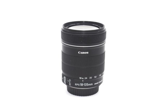 1{ƕ֗ȃYCanon EF-S 18-135mm IS  Ɠd/AV 