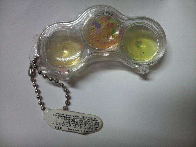 リップグロス入り キーホルダー 特別3セット 新品 激安 < 女性ファッション  リップグロス入り キーホルダー 特別3セット 新品 激安 < 女性ファッションの