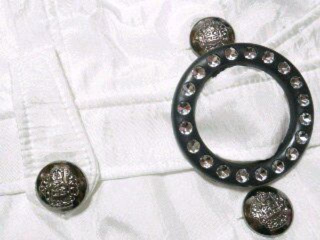 暖かい♪キラキラベルト付 Aライン バルーントレンチコート ホワイト < 女性ファッション 暖かい♪キラキラベルト付 Aライン バルーントレンチコート ホワイト < 女性ファッションの