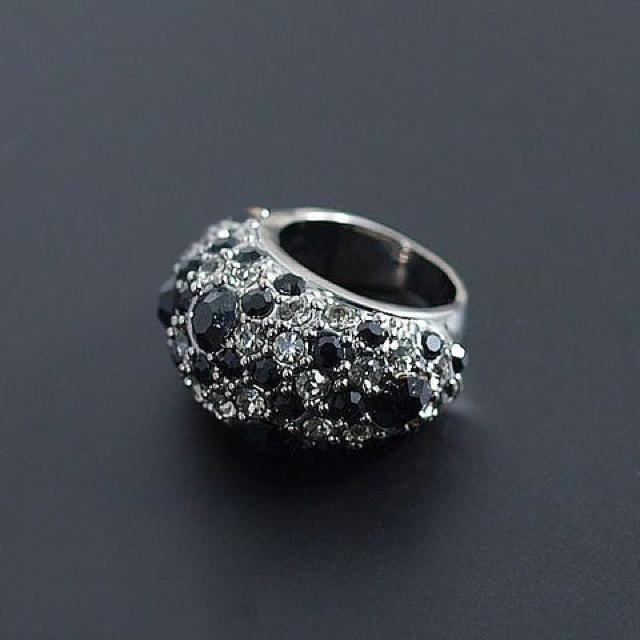 ドバイの女王風ゴージャスボリュームリング!極上クリスタルB < 女性アクセサリー/時計  ドバイの女王風ゴージャスボリュームリング!極上クリスタルB < 女性アクセサリー/時計の