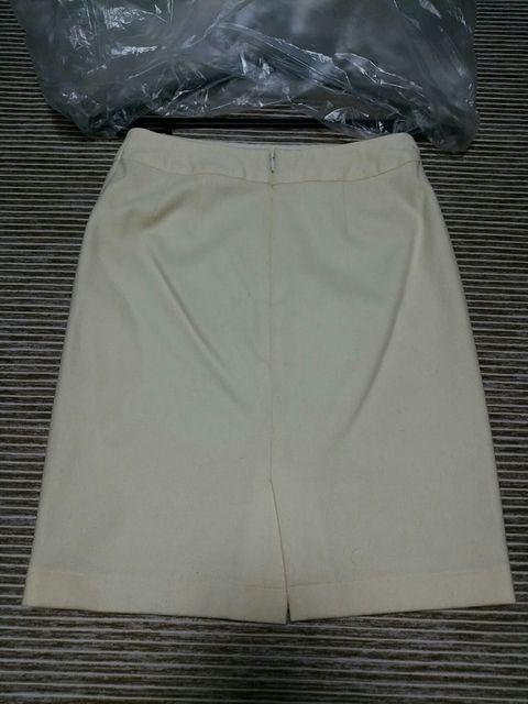 BYE-BYE スカート タイトスカート クリーニング済 ウール素材 < 女性ファッション BYE-BYE スカート タイトスカート クリーニング済 ウール素材 < 女性ファッションの