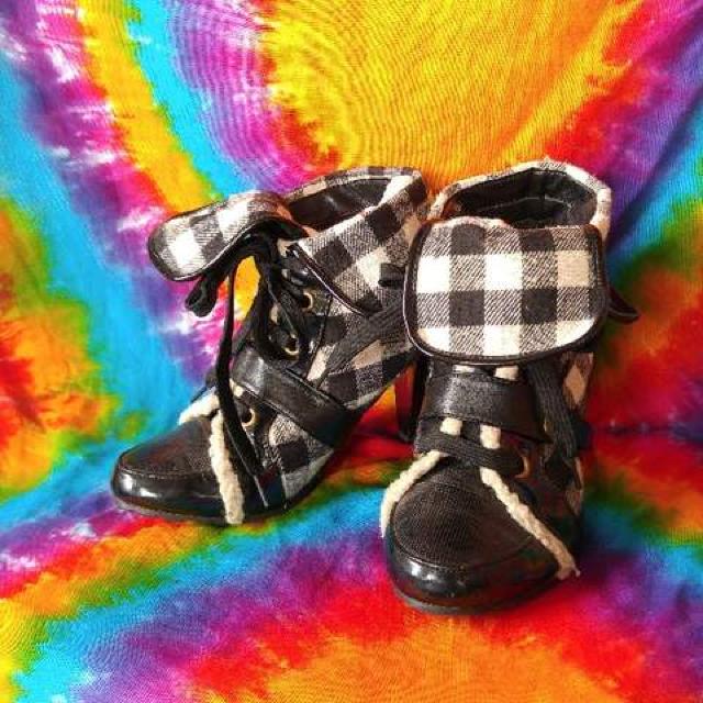 激カワッ(o´▽`o)ブロックチェック柄ショートブーツ□L□ < 女性ファッション 激カワッ(o´▽`o)ブロックチェック柄ショートブーツ□L□ < 女性ファッションの
