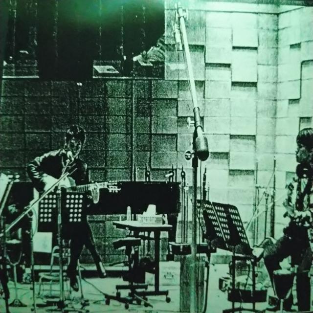 [CD] IWiE (C{EE[X)Õi  ^gObY 