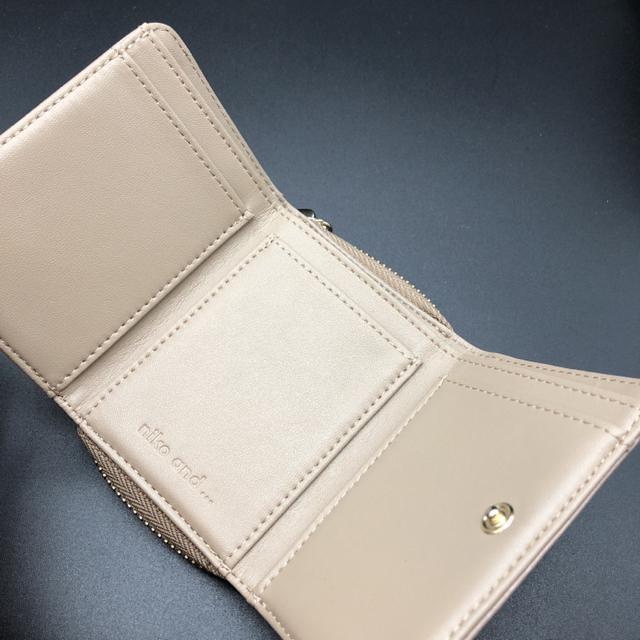 即決 niko and... ニコアンド 三つ折り財布 < ブランド  即決 niko and... ニコアンド 三つ折り財布 < ブランドの