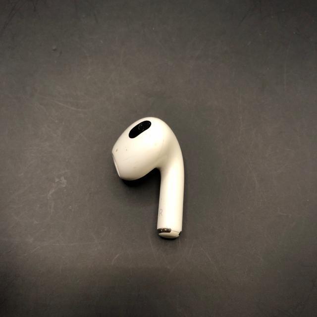 即決 純正 Apple アップル AirPods 第3世代 右耳のみ A2565 < 家電/AV  即決 純正 Apple アップル AirPods 第3世代 右耳のみ A2565 < 家電/AVの