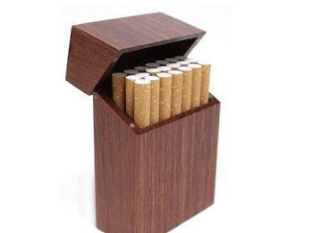 マグネット付き 木製 シガレット タバコ ケース ダーク ブラウン < 男性ファッション マグネット付き 木製 シガレット タバコ ケース ダーク ブラウン < 男性ファッションの