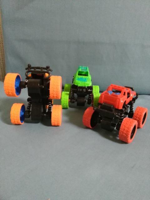 グングン前進 4WD ミニバギー < おもちゃ グングン前進 4WD ミニバギー < おもちゃの