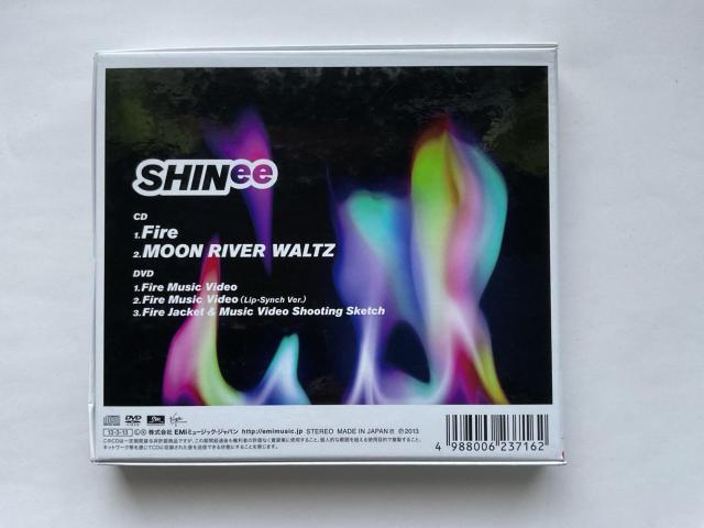 SHINee Fire �������� CD+DVD �V���O�� �V���C�j�[ K-POP �� �^�����g�O�b�Y�� 