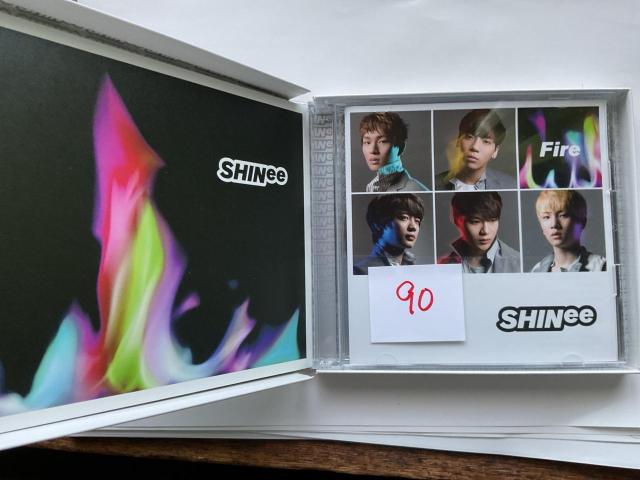 SHINee Fire �������� CD+DVD �V���O�� �V���C�j�[ K-POP �� �^�����g�O�b�Y�� 