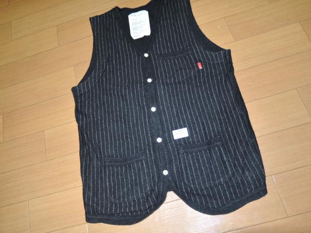 ダブルタップスWTAPSニットベストM黒カシミヤ混ストライプLOUNGE < ブランド  ダブルタップスWTAPSニットベストM黒カシミヤ混ストライプLOUNGE < ブランドの