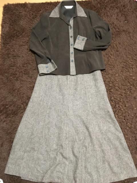 美品  長袖上下セットアップ < 女性ファッション  美品  長袖上下セットアップ  < 女性ファッションの