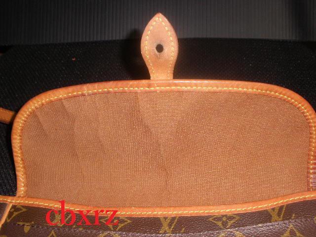 ビンテージモノグラム・ジベシエールPMショルダーバッグ・ルイヴィトン < ブランド ビンテージモノグラム・ジベシエールPMショルダーバッグ・ルイヴィトン < ブランドの