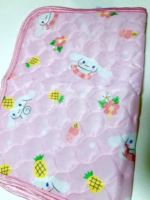 【シナモロール】シナモン★2点セット『ラグマット & 枕パット 』全て新品 < アニメ/コミック/キャラクター  【シナモロール】シナモン★2点セット『ラグマット & 枕パット 』全て新品 < アニメ/コミック/キャラクターの