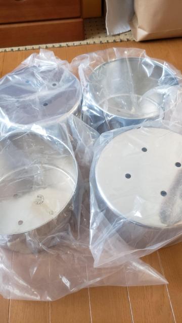 ☆新品未使用☆17プロフィア☆センターキャップ、ブラケット、キャップのまとめ売り(画像5・6の新品未使用と美品おまけ付き) < 自動車/バイク ☆新品未使用☆17プロフィア☆センターキャップ、ブラケット、キャップのまとめ売り(画像5・6の新品未使用と美品おまけ付き) < 自動車/バイク