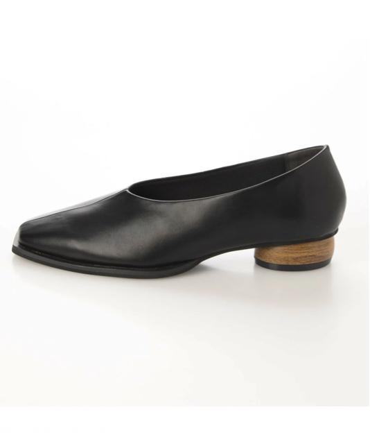 定価7,920円●EVOLイーボル●スクエアラウンドヒールVカットパンプス●ラウンドトゥ●24cm●黒ブラック < ブランド  定価7,920円●EVOLイーボル●スクエアラウンドヒールVカットパンプス●ラウンドトゥ●24cm●黒ブラック < ブランドの