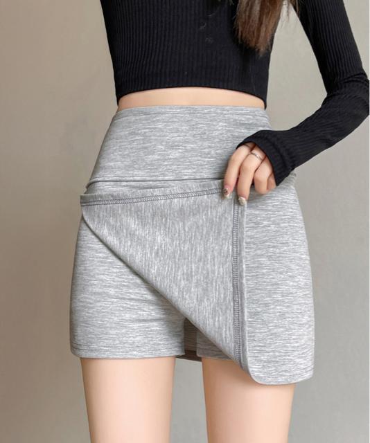 送料無料 新品 スリット入りキュロットスカート 露出防止 < 女性ファッション  送料無料 新品 スリット入りキュロットスカート 露出防止 < 女性ファッションの