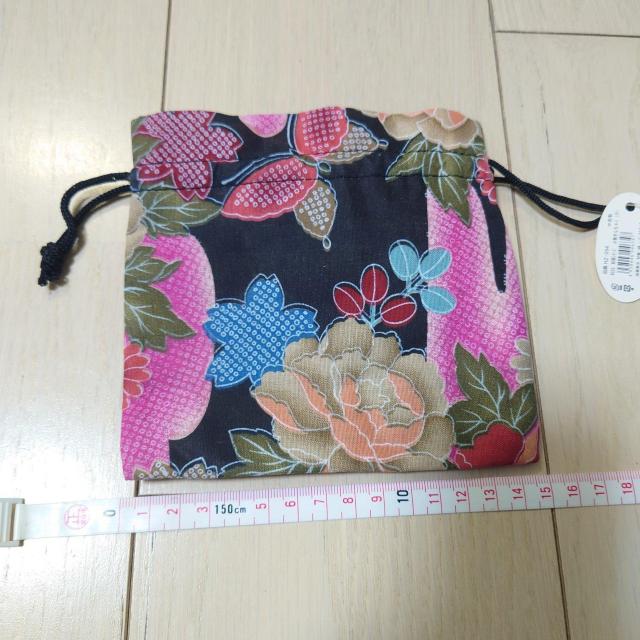 ▲ポイント消化に 送料110円 新品タグ付き 和柄ミニポーチ < 女性ファッション  ▲ポイント消化に 送料110円 新品タグ付き 和柄ミニポーチ < 女性ファッションの