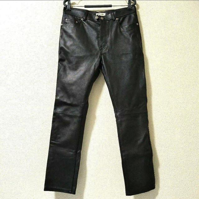 SAINT LAURENT PARIS★スタッズ/レザーパンツ■ランウェイモデル < 男性ファッション SAINT LAURENT PARIS★スタッズ/レザーパンツ■ランウェイモデル < 男性ファッションの