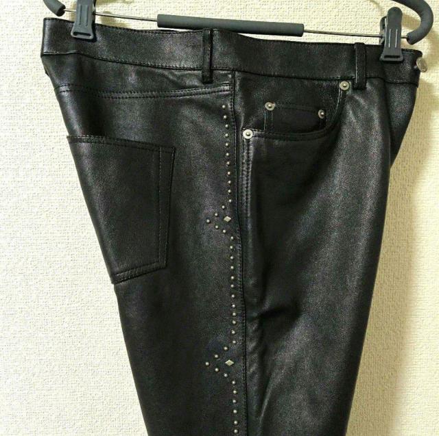 SAINT LAURENT PARIS★スタッズ/レザーパンツ■ランウェイモデル < 男性ファッション SAINT LAURENT PARIS★スタッズ/レザーパンツ■ランウェイモデル < 男性ファッションの