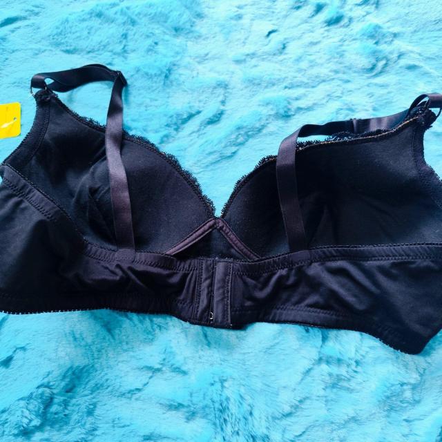 エロ可愛ッ。。ジャガードレース。。ノンワイヤーブラジャー。。。ストレスフリー。。。。ソフトブラトップ。。ナイトブラ。4Lサイズ < 女性ファッション エロ可愛ッ。。ジャガードレース。。ノンワイヤーブラジャー。。。ストレスフリー。。。。ソフトブラトップ。。ナイトブラ。4Lサイズ < 女性ファッションの