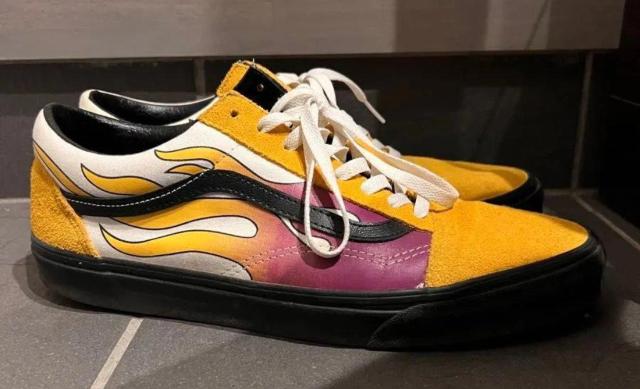 VANS/ヴァンズ/バンズ/スニーカー/Los Angeles/ロサンゼルス/スケーター/LAKERS/レイカーズ/ローライダー < ブランド VANS/ヴァンズ/バンズ/スニーカー/Los Angeles/ロサンゼルス/スケーター/LAKERS/レイカーズ/ローライダー < ブランドの