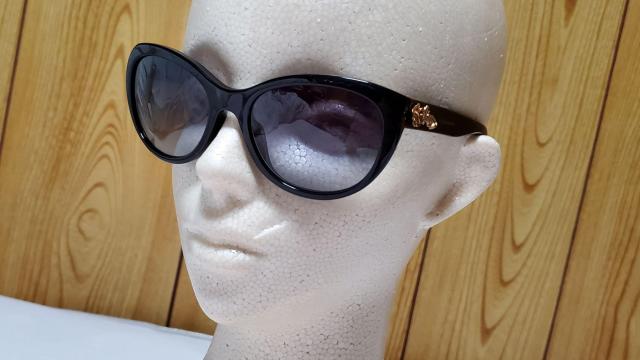 正規美レア ドルチェ&ガッバーナ ロゴ バロックローズ キャットアイサングラス黒 ゴシックフラワー ウェリントンアイウェア D&G < ブランド  正規美レア ドルチェ&ガッバーナ ロゴ バロックローズ キャットアイサングラス黒 ゴシックフラワー ウェリントンアイウェア D&G < ブランドの