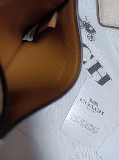素敵★綺麗★COACH新品未使用★定期入れパスケース.カードケース★★プレゼントにも★ < ブランド  素敵★綺麗★COACH新品未使用★定期入れパスケース.カードケース★★プレゼントにも★ < ブランドの