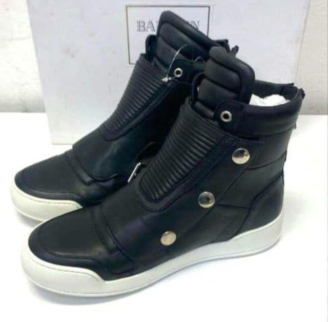BALMAIN?ベルトカバー/レザーブーツ型スニーカー/41 < 男性ファッション  BALMAIN?ベルトカバー/レザーブーツ型スニーカー/41  < 男性ファッションの