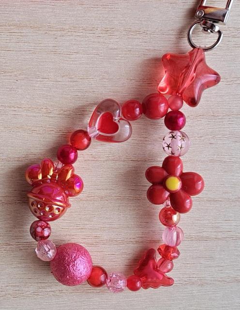 TWICE CHAEYOUNG �`�F���� �L�[�z���_�[�@���b�h �� �^�����g�O�b�Y�� 