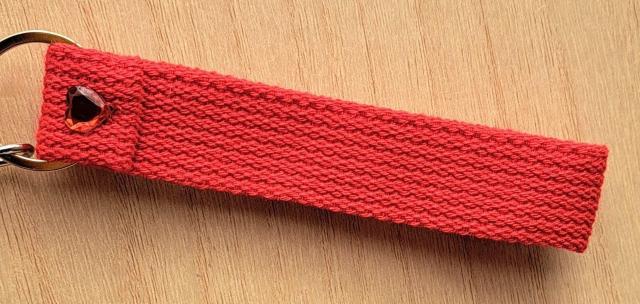 TWICE CHAEYOUNG �`�F���� �L�[�z���_�[�@���b�h �� �^�����g�O�b�Y�� 