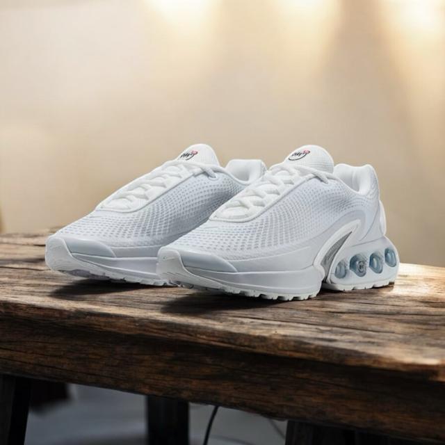 ☆NIKE AIR MAX Dn☆ < ブランド ☆NIKE AIR MAX Dn☆ < ブランドの