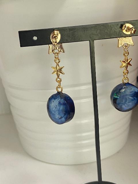 レジン スターピアス 紺  < 女性ファッション  レジン スターピアス 紺  < 女性ファッションの