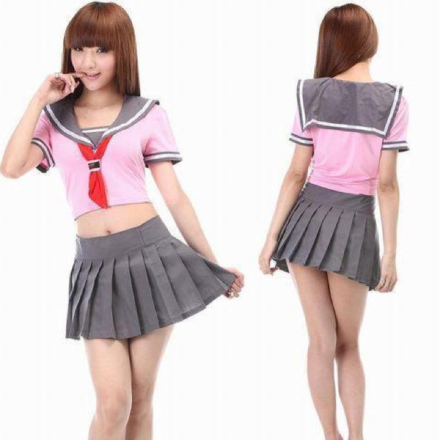 ピンクと赤スカーフのセーラー服コス < 女性ファッション  ピンクと赤スカーフのセーラー服コス < 女性ファッションの