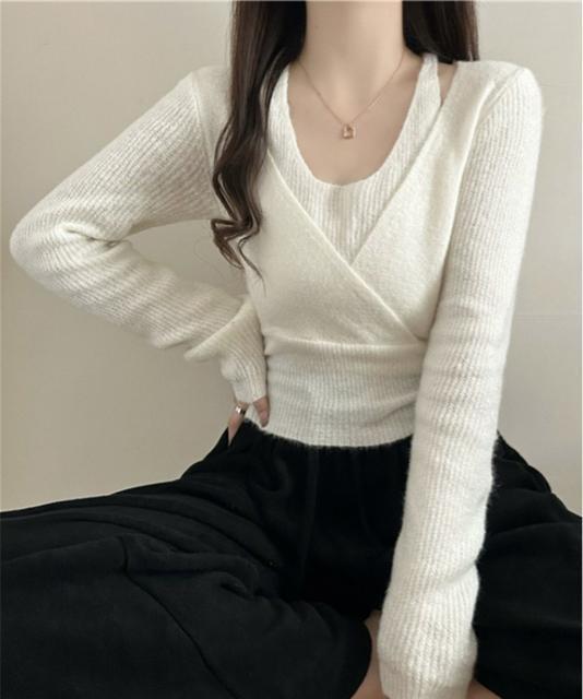 送料無料 新品 レイヤードニットトップス ホルターネック < 女性ファッション  送料無料 新品 レイヤードニットトップス ホルターネック < 女性ファッションの