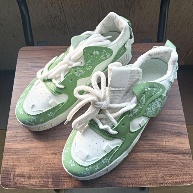 新品 25cm レディース スニーカー ホワイト シューズ 靴 カジュアル < 女性ファッション  新品 25cm レディース スニーカー ホワイト シューズ 靴 カジュアル  < 女性ファッションの