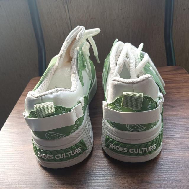 新品 25cm レディース スニーカー ホワイト シューズ 靴 カジュアル < 女性ファッション  新品 25cm レディース スニーカー ホワイト シューズ 靴 カジュアル < 女性ファッションの