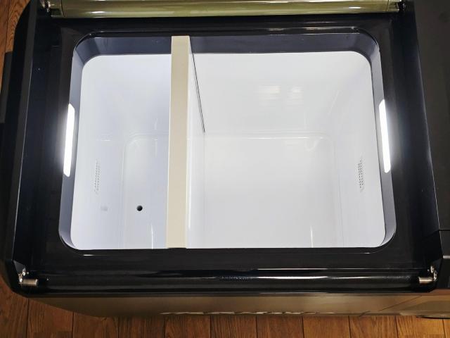 マキタ 充電式保冷温庫 CW004G オリーブ 29L < 家電/AV  マキタ 充電式保冷温庫 CW004G オリーブ 29L < 家電/AVの