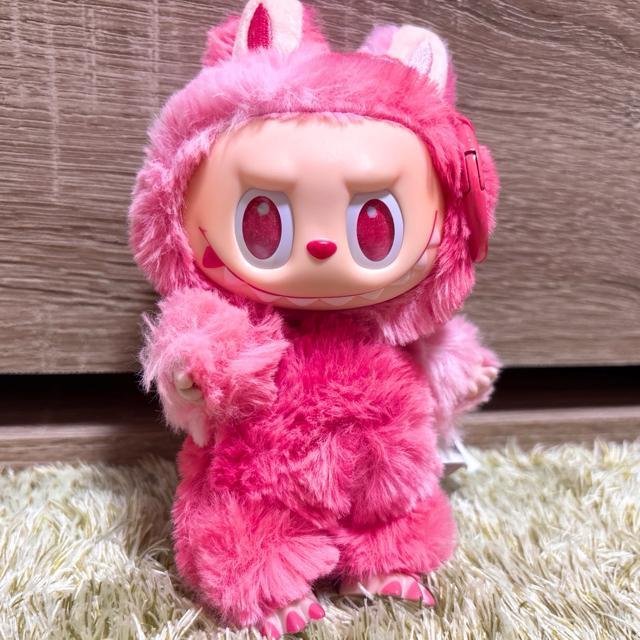 ラブブ エナジー 赤 レッド ぬいぐるみ キーホルダー 人形 可愛い LABUBU labubu 新品 < おもちゃ ラブブ エナジー 赤 レッド ぬいぐるみ キーホルダー 人形 可愛い LABUBU labubu 新品 < おもちゃの