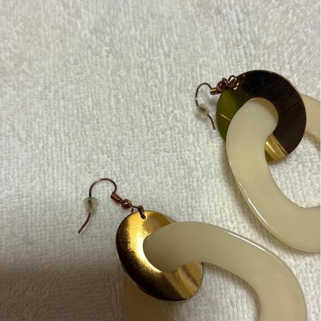 送料無料 ピアス < 女性アクセサリー/時計 送料無料 ピアス < 女性アクセサリー/時計の