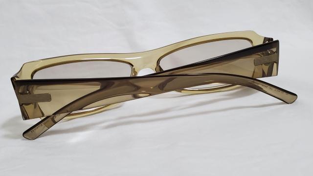 正規美 グッチ アイコンロゴ クリアリフレクション ワイドフルフレーム スクエアサングラス 茶 グラマラスアイウェア 眼鏡〇付属有 < ブランド  正規美 グッチ アイコンロゴ クリアリフレクション ワイドフルフレーム スクエアサングラス 茶 グラマラスアイウェア 眼鏡〇付属有 < ブランドの