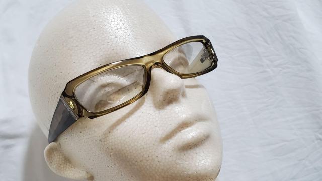 正規美 グッチ アイコンロゴ クリアリフレクション ワイドフルフレーム スクエアサングラス 茶 グラマラスアイウェア 眼鏡〇付属有 < ブランド  正規美 グッチ アイコンロゴ クリアリフレクション ワイドフルフレーム スクエアサングラス 茶 グラマラスアイウェア 眼鏡〇付属有 < ブランドの